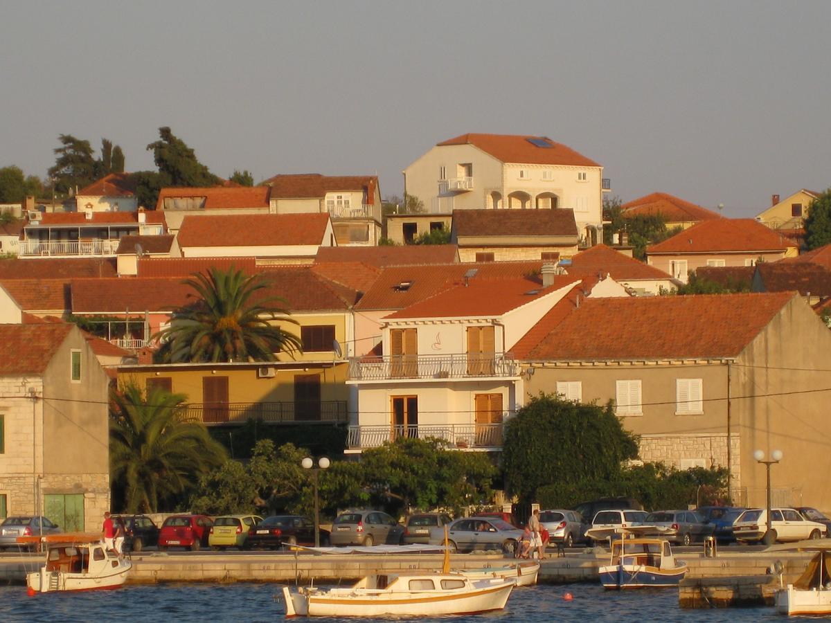 Apartments וולה לוקה מראה חיצוני תמונה