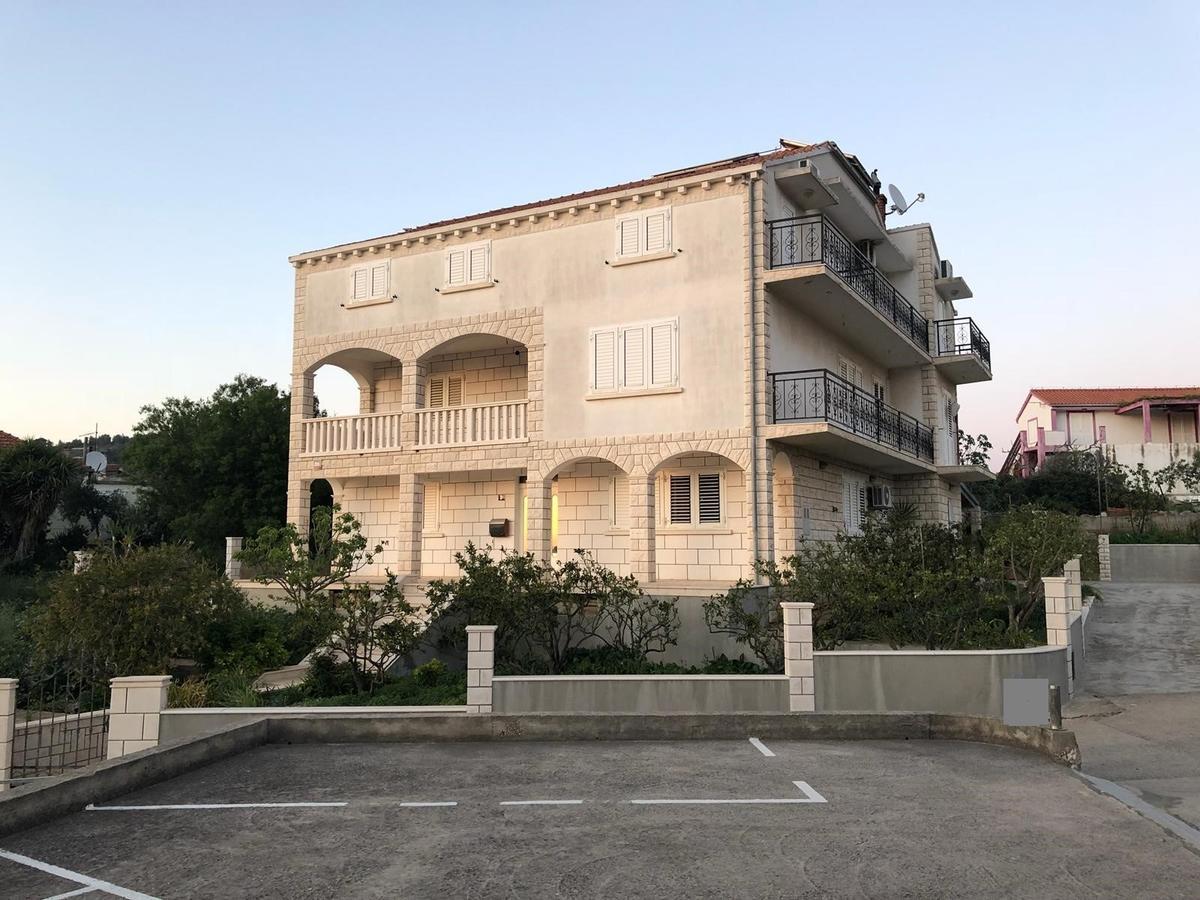 Apartments וולה לוקה מראה חיצוני תמונה